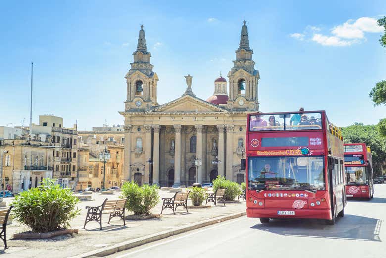 Autobús turístico de Malta 